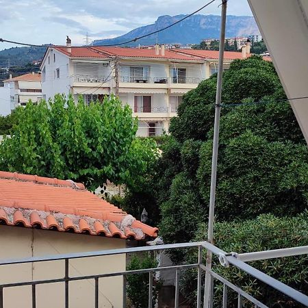 شقة Balcony To Waves Aigeira المظهر الخارجي الصورة